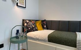 Oui Oui Apartment