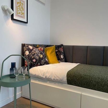 Oui Oui Apartment Warszawa Zewnętrze zdjęcie